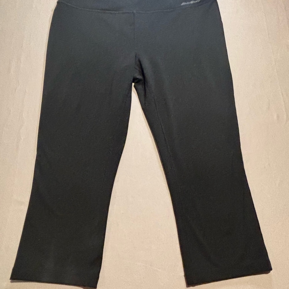 Eddie Bauer Womens Large Black Crop Flare Yoga Pants Leggings Athleisure Stretch